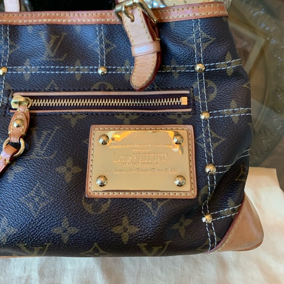 Louis Vuitton Riveting purse - Picture 3 of 7